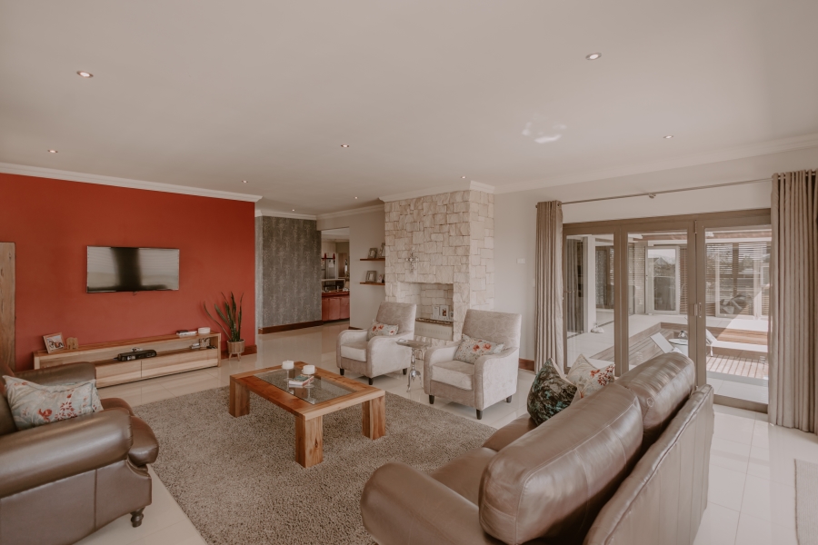 4 Bedroom Property for Sale in Zevenwacht Country Estate Western Cape